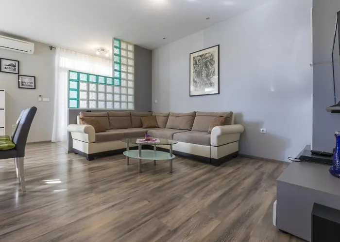 Apartment Vlatka *
